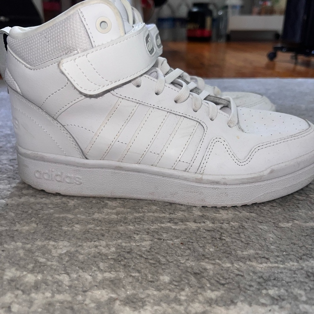 Adidas Originals Women’s Forum Low Sneakers - Picture 2 of 4